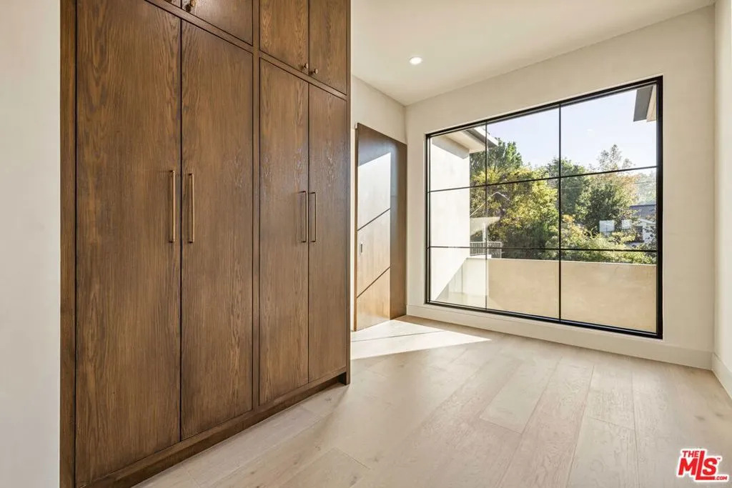 14273 Greenleaf Street, Sherman Oaks, California 91423 home-pic-44